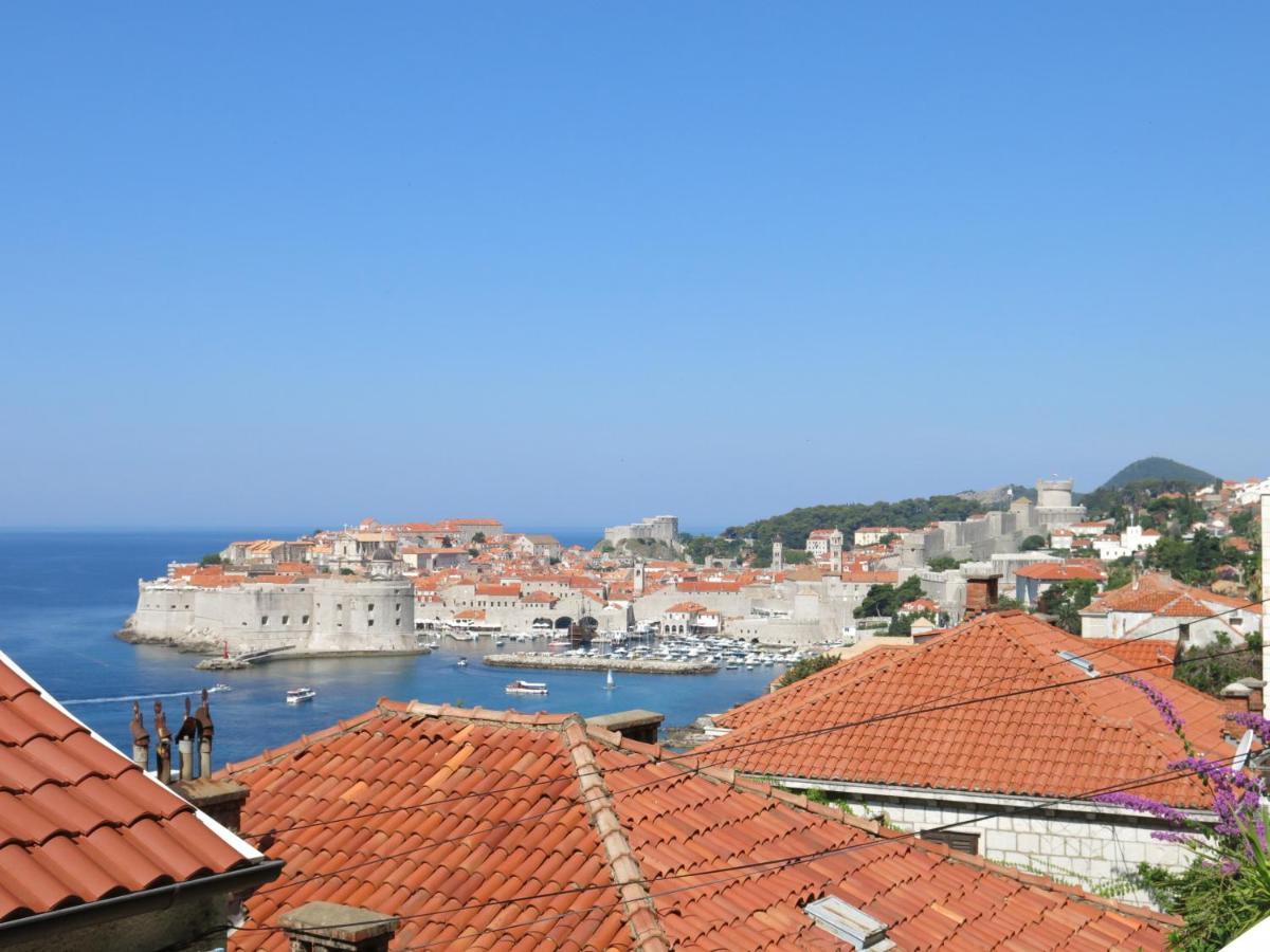 Sunset Over The Dubrovnik'S Old Town المظهر الخارجي الصورة